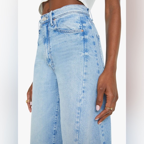 MOTHER Half Pipe Ankle in This is How I Roll - Picture 4 of 9